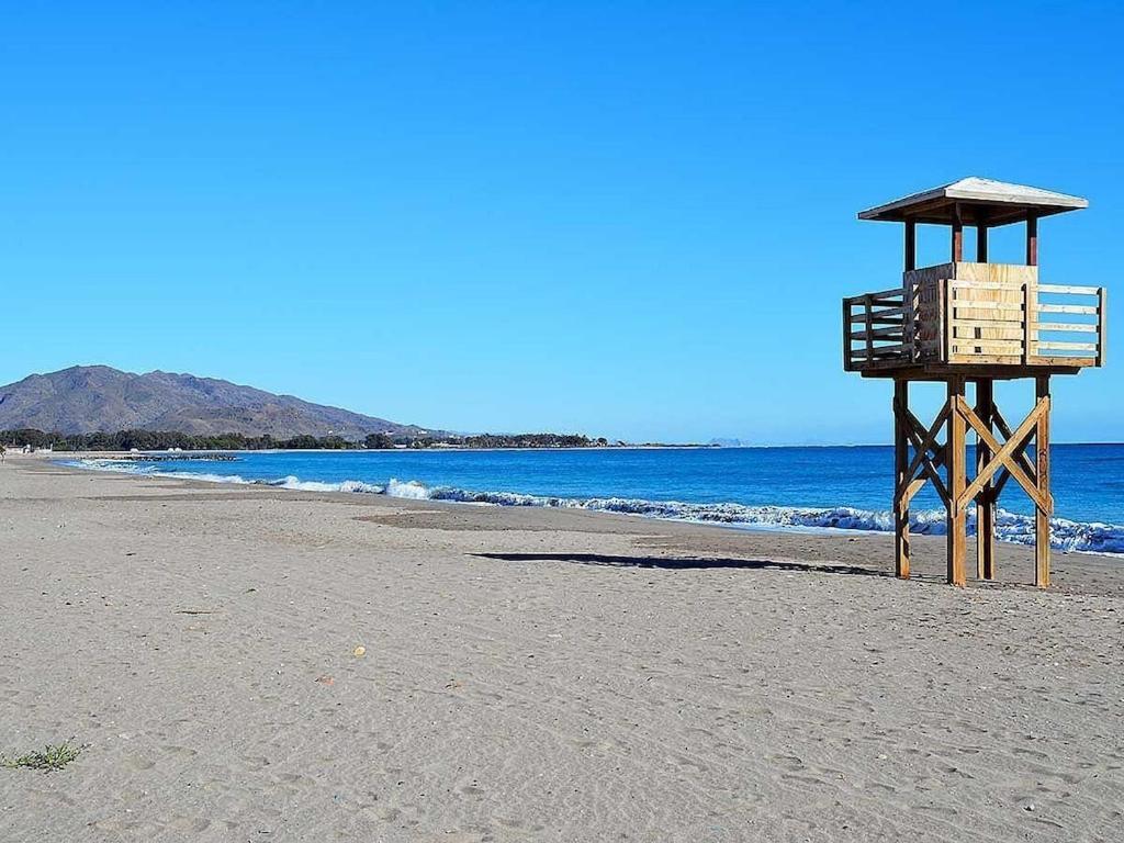 A Stunning 2 Bedroom Apartment 5 Min Walk To The Beautiful Beaches Of Vera Playa Playas de Vera エクステリア 写真