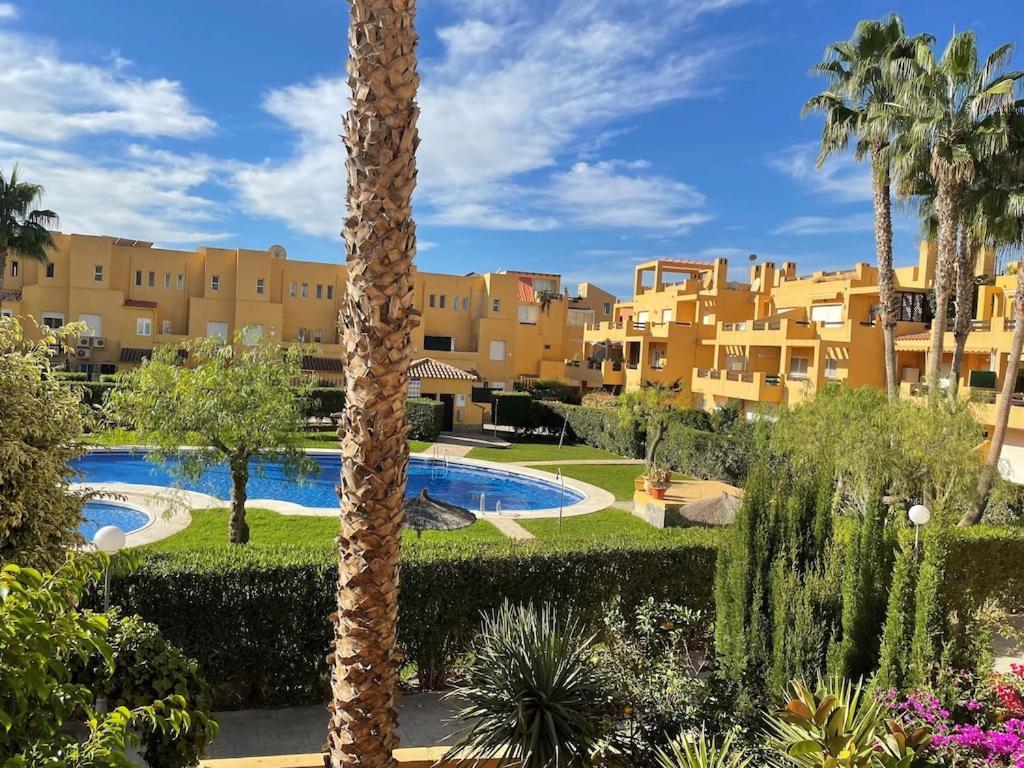 A Stunning 2 Bedroom Apartment 5 Min Walk To The Beautiful Beaches Of Vera Playa Playas de Vera エクステリア 写真